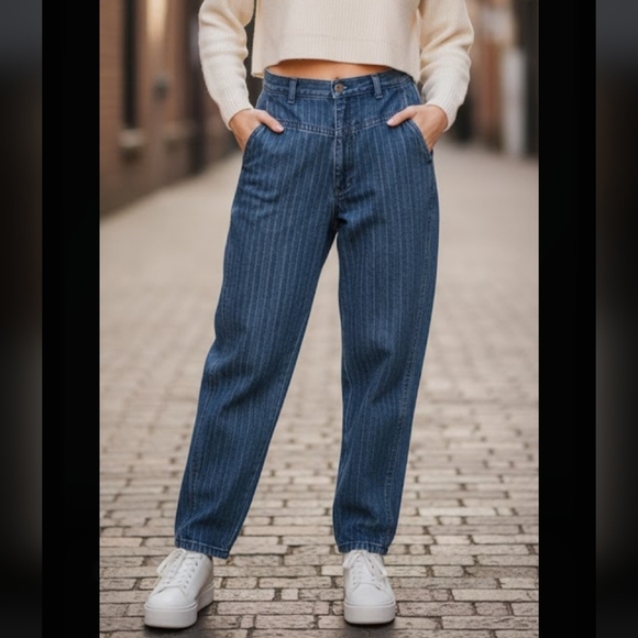 Levi's vintage denim mom jean women's high rise tapered textured striped sz 16. - Picture 1 of 16